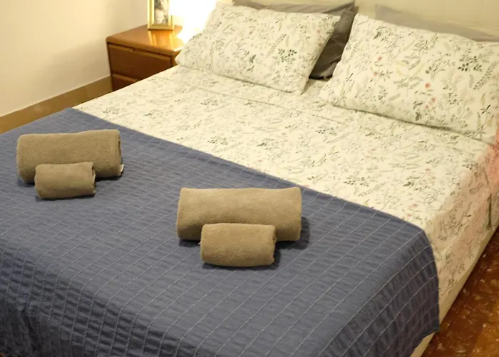 New, True-stevere Amazing Double Bed For 5 Pax * Rom