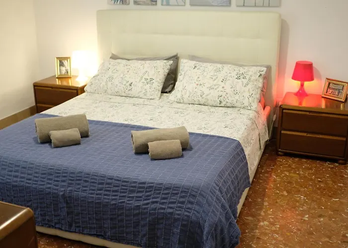 New, True-stevere Amazing Double Bed For 5 Pax Rom