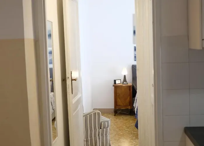 Apartment New, True-stevere Amazing Double Bed For 5 Pax Rom