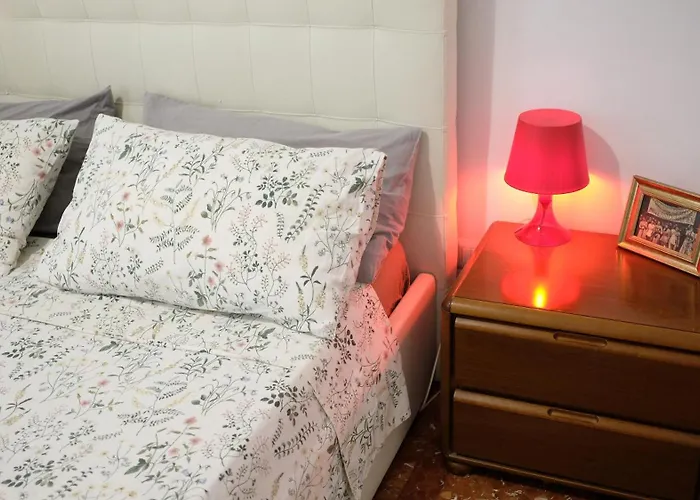 New, True-stevere Amazing Double Bed For 5 Pax Rom