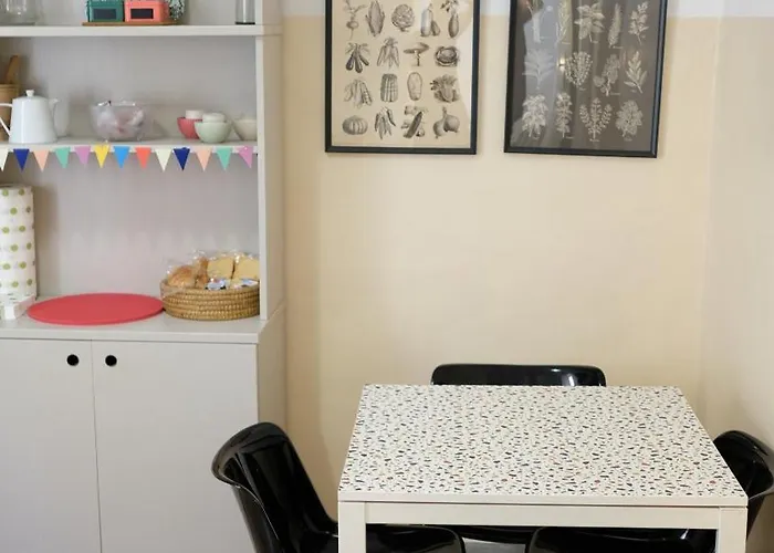 New, True-stevere Amazing Double Bed For 5 Pax * Rom